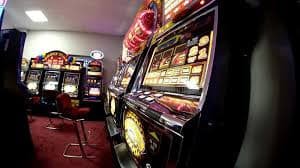 98jl platform interface showing sports and casino game categories